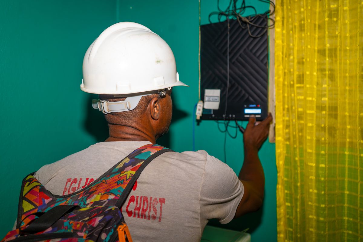 HGS solar installation in Haiti 8